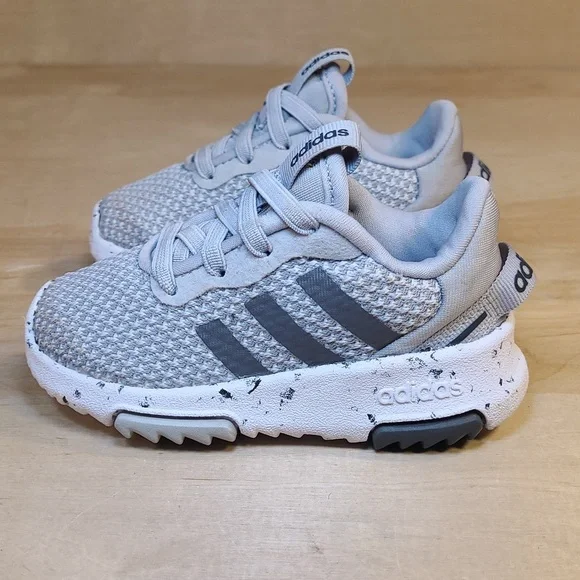 Adidas Racer 2.0 Gray Black Kids Athletic Shoes Art H04462 - Picture 4 of 10